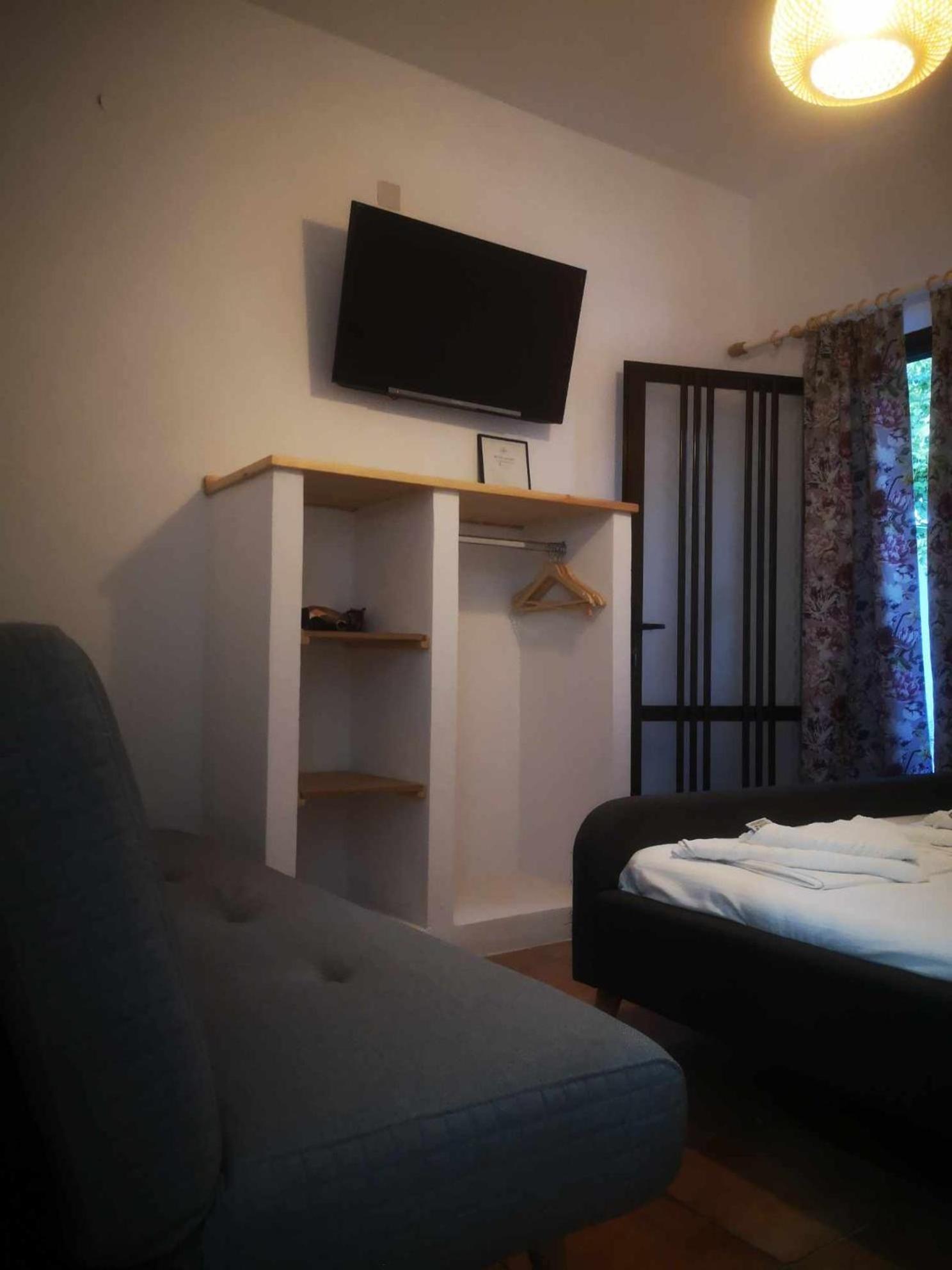 Achillion B&B Paralía Skotínis Esterno foto